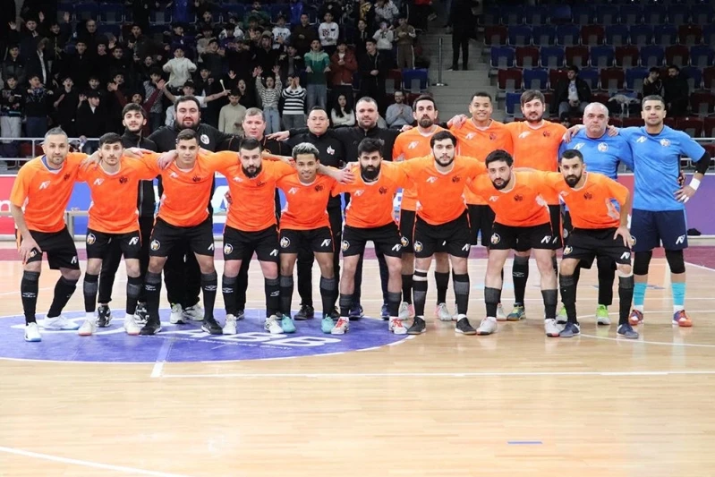 Liderdən qələbə