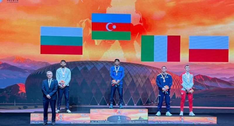 Azərbaycan boksçusu Dünya Kubokunda qızıl medal qazandı