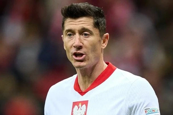 Polşa Futbol Assosiasiyası milli komandanın kapitanlığının dəyişməsi ilə bağlı yayılan məlumatları inkar edir