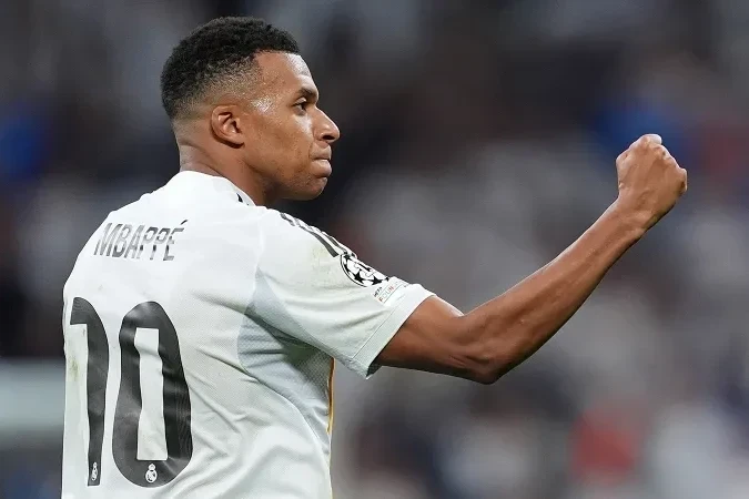 Çempionlar Liqasında həftənin oyunçusu mükafatına namizədlər açıqlanıb