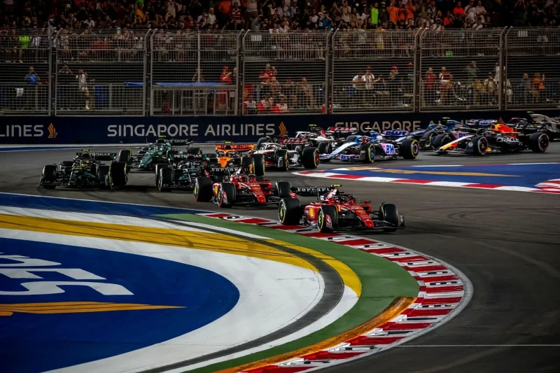 Lando Norris və Şarl Leklerin Sinqapur Qran-prisində toqquşması