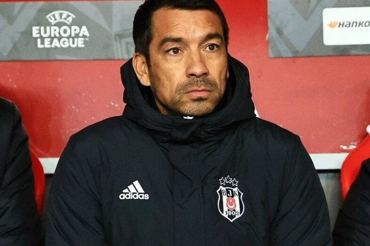 Niderlandlı mütəxəssis Beşiktaşdan ayrılmaq istəmir