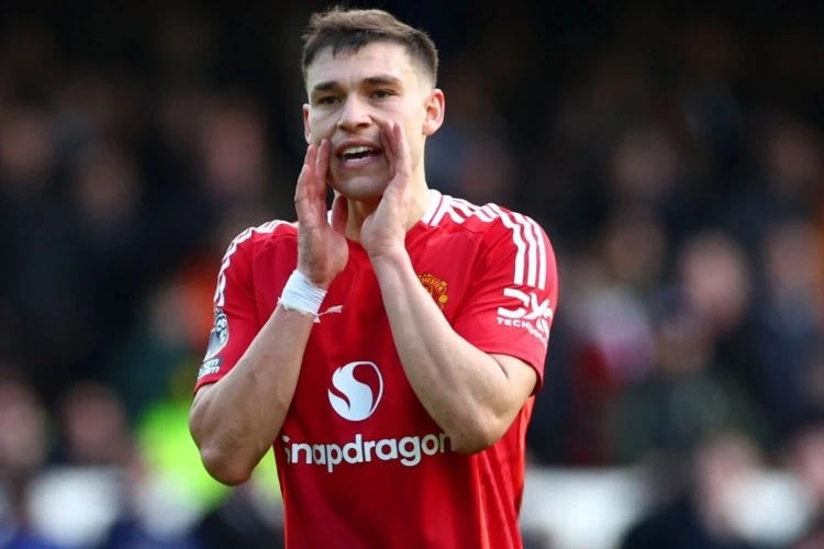 Qalatasaray Manuel Uqarte ilə maraqlanır