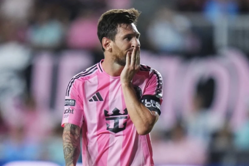 Messi uşaqlıq Argentina və Barselonaya köçməsi barədə danışıb Messi uşaqlıq Argentina və Barselonaya köçməsi barədə danışıb