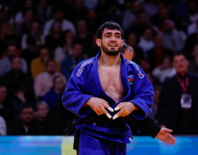 Ruslan Paşayev Bakıda Dünya Çempionatının 1/16 finalında ilk qələbəsini qazandı
