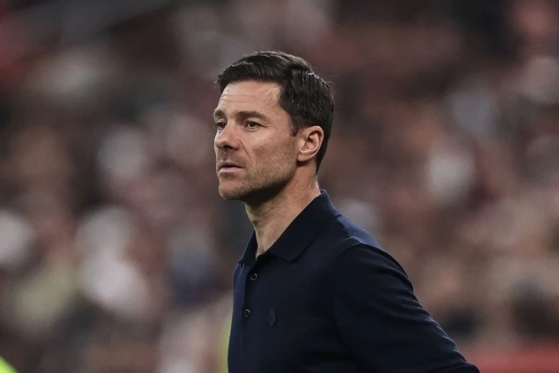 Xabi Alonso Çelsiyə Keçməyə Hazırdır, Barselona Oyunçularımızla Maraqlanır