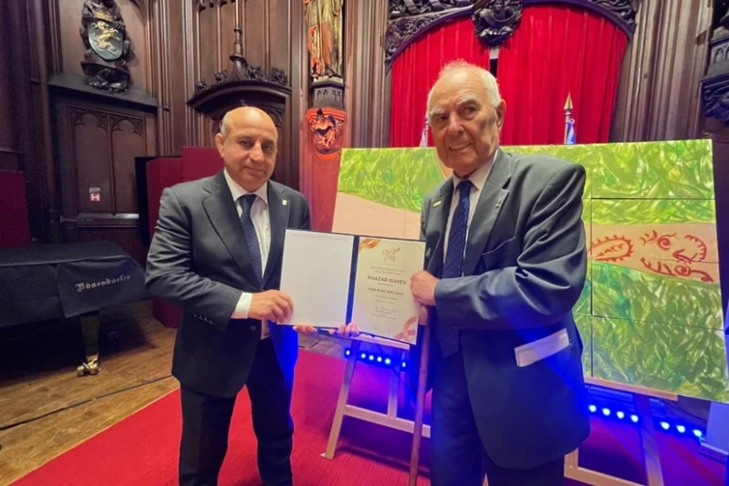 Hazar İsayev'e Fair Play Kariyeri Adaylığı İçin Diploma Takdim Edildi