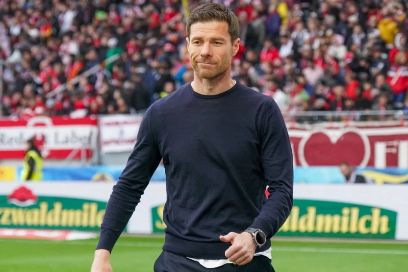 Liverpul Xabi Alonso ilə danışıqlara başlayıb