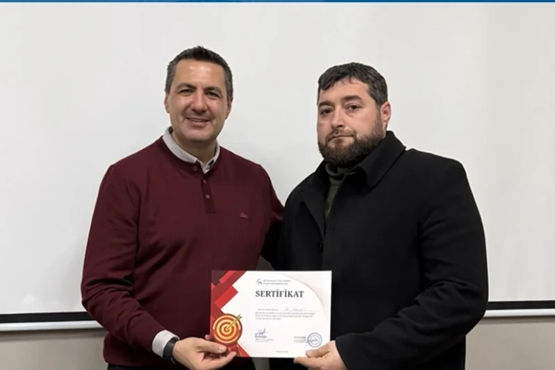 Türkiyəli məşqçi Bakıda kamandan oxatma üzrə təlim keçib