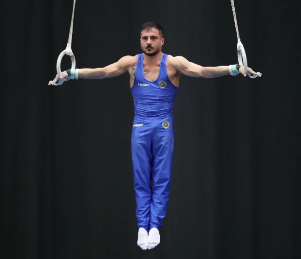 Bakı Dünya Kubokunda ilk final günü: Simonov 4-cü, Əliyeva 6-cı oldu