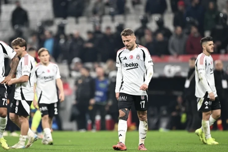 “Beşiktaş”  kubokla vidalaşdı