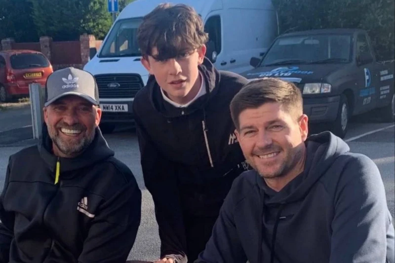 Stiven Cerrard Arne Slotun yerinə Liverpulun baş məşqçisi ola bilər