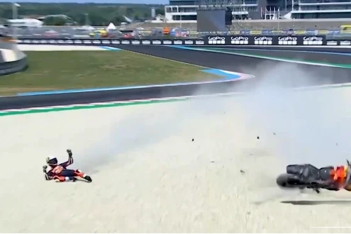 Pedro Acosta's crash at the Hungarian Grand Prix hits camera - PHOTO