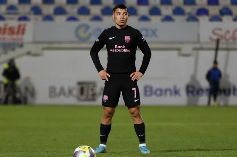 Özbəkistan mətbuatı “Sabah”ın futbolçusuna diqqət ayırdı