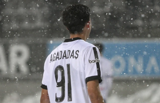 Imishli applied to Neftchi for Aghadadash Salyanski, received a refusal