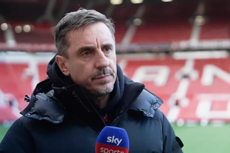 Qari Nevill Manchester United-un uğursuz performansına tənqid etdi