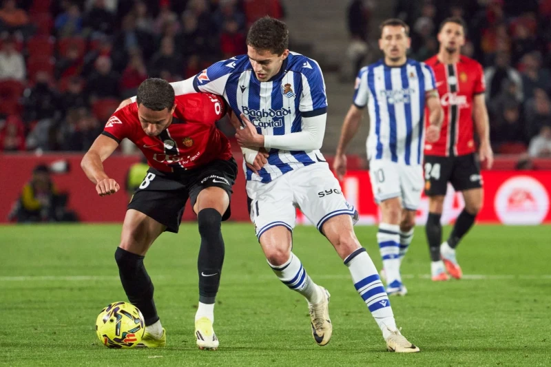 La Liga'da Real Sociedad Mallorca'yı Minimal Skorla Mağlup Etti, Barcelona Villarreal'i Ezdi, Rayo Vallecano - Athletic Bilbao Berabere Kaldı;