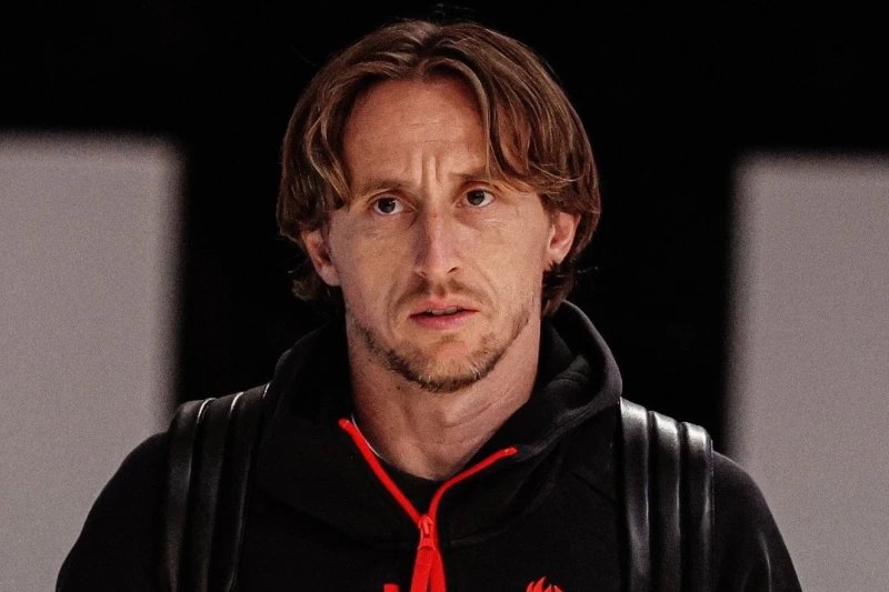 Luka Modriçin San Siroda 60 qonağı: Dostları və ailəsi üçün böyük jest