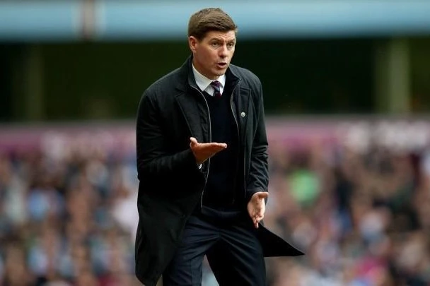 Stiven Cerrard Spartakın təklifini yenə rədd etdi