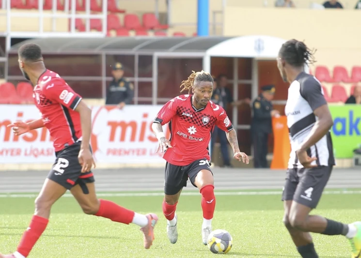 Adriel Ba Loua: Bu mövsüm heç cür bəxtimiz gətirmədi