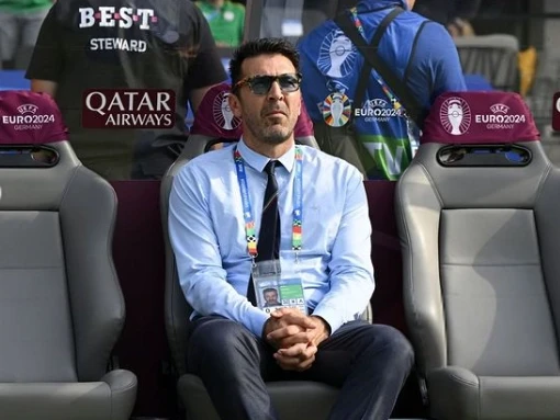 Buffonun İsteifası: İtaliya Futbolunda İstefa Dalğası Davam Edir