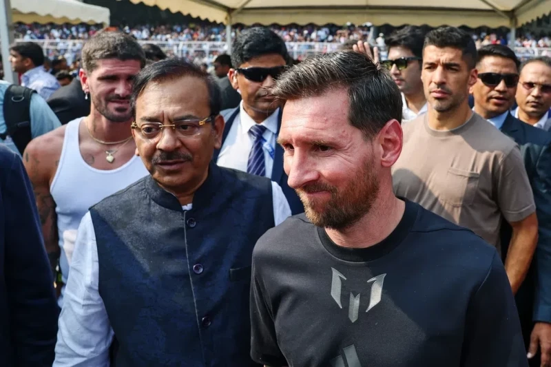 Messi Hindistan'da 1.2 Milyon Dolarlık Richard Mille Saat Hediye Aldı - FOTO