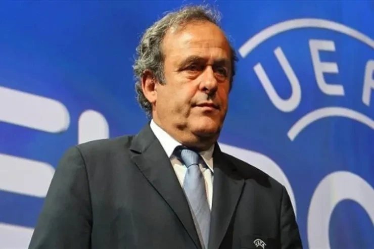 Platini: FİFA əsl mafiyadır, məni məhv etməyə çalışdılar Platini: FİFA əsl mafiyadır, məni məhv etməyə çalışdılar