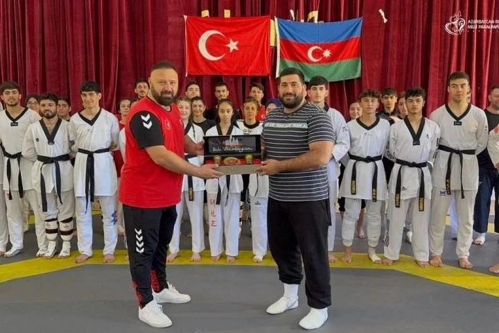 Azərbaycan parataekvondo millisi Ankaradakı təlim-məşq toplanışını başa vurub
