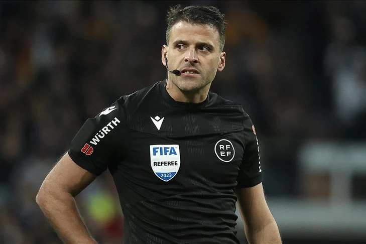 Galatasaray - Liverpool maçına tartışmalı hakem ataması: Gil Manzano geçmişteki tartışmalarıyla gündemde