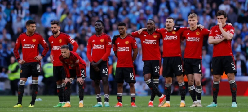 Mançester Yunayteddə 13 futbolçu klubu tərk edə bilər