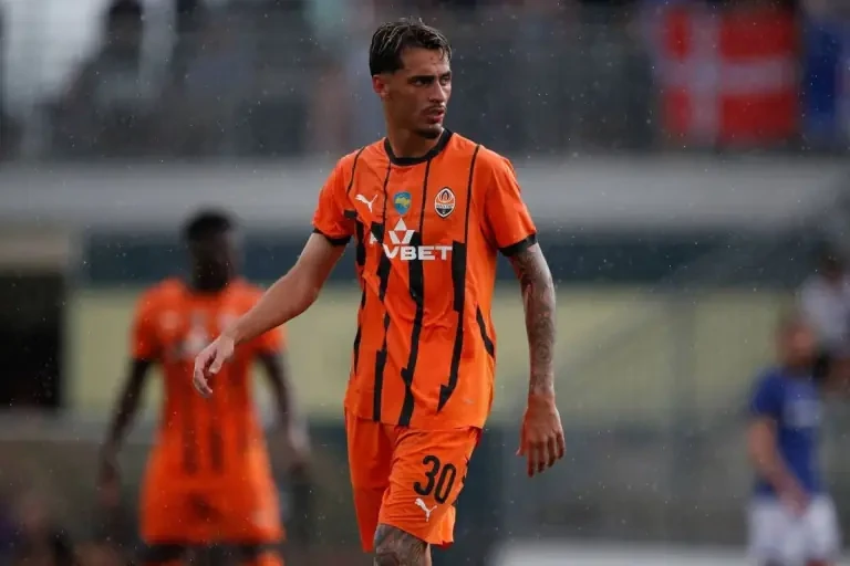 Galatasaray interested in two Shakhtar footballers;