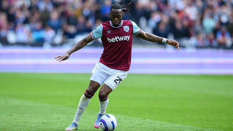 Aston Villa Aaron Van-Bissakanın transferi ilə bağlı danışıqlara başlayıb