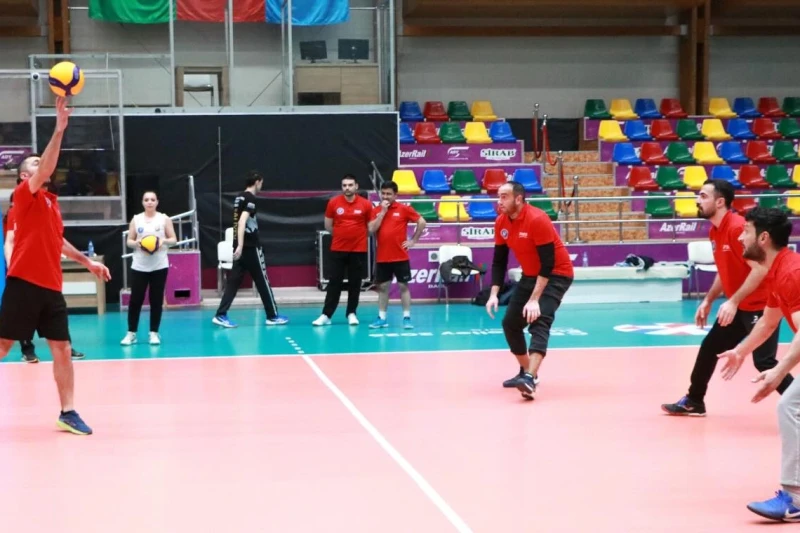 2nd Degree Course for Volleyball Coaches Completed in Baku