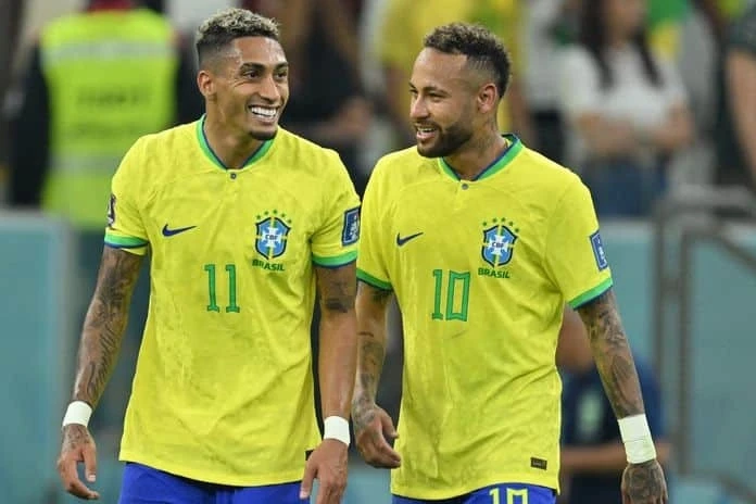 Ламин Ямаль рассказал об отношениях с Рафиньей и Неймаром