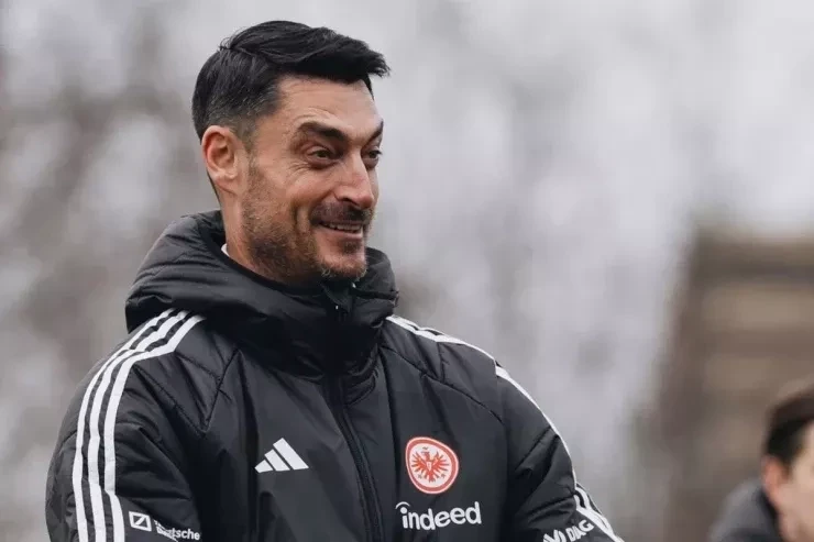 Ayntraxt Frankfurt və Albert Riera yollarını ayırdı: 4 aylıq macəra bitdi