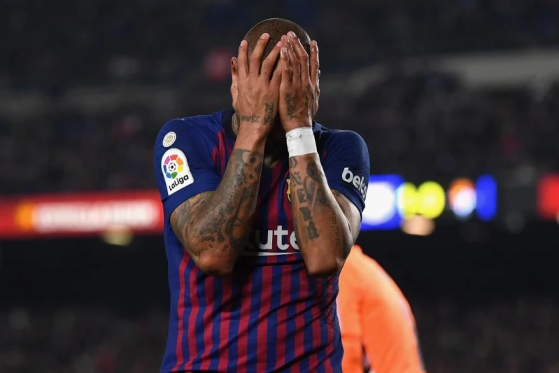 Boatenq Barselonada oynamaq üçün yalan danışdığını etiraf edib