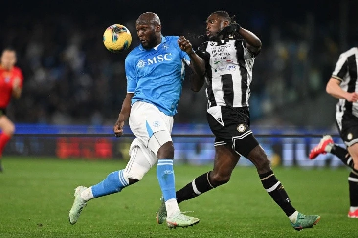 İtaliya A Seriyası: Fiorentina Kremoneze üzərində minimal hesablı qələbə qazanıb, Napoli Latsionu məğlub edib