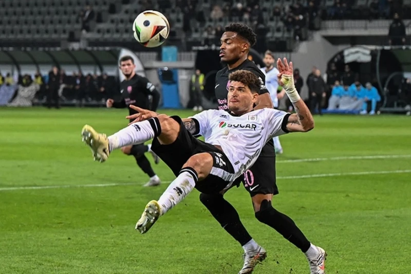 FIFA referiləri kubok oyunlarında
