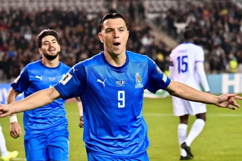 Renat Dadaşov Fransa matçında Azərbaycan millisinin ən yaxşı oyunçusu oldu