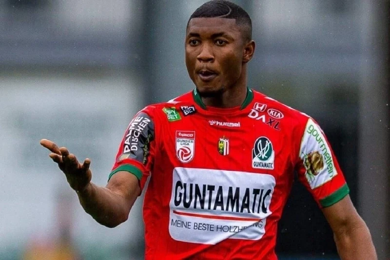 Dinamo Kennedi Boatenq üçün Neftçidən y&uuml;ksək transfer məbləği istəyir