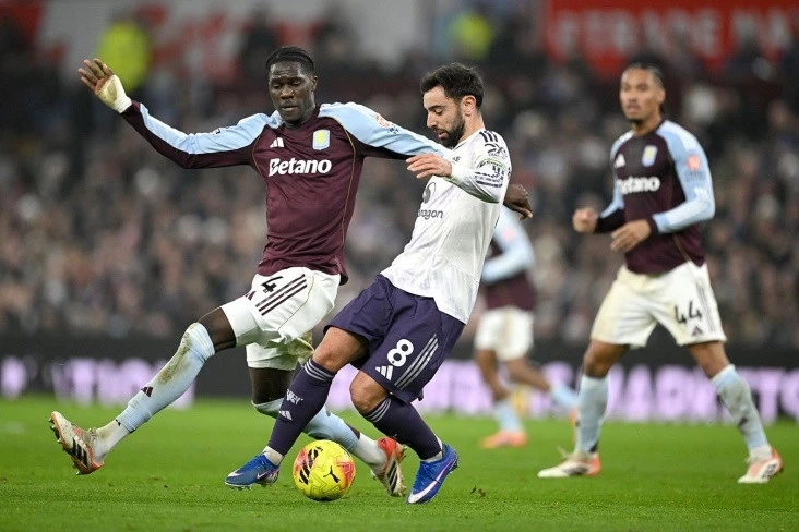 Aston Villa Mançester Yunaytedə qalib gəldi: Rocersin dublu komandasına qələbə qazandırdı