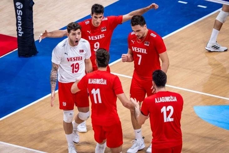 Türkiye Milli Takımı voleybolda dünya şampiyonasının 1/4 finaline yükseldi