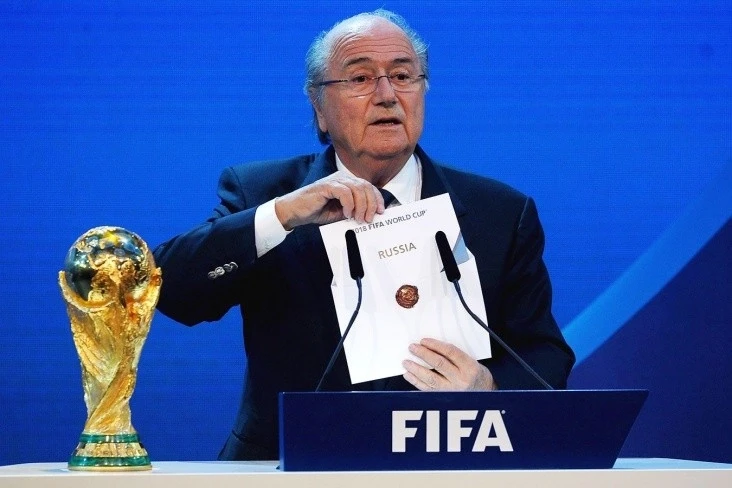 Blatter: FİFA futbolu Səudiyyə Ərəbistanına uduzdu