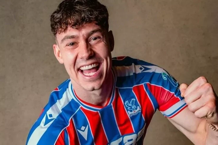 Kristal Pelas Yorqen Strand Larsen transferi ilə klub rekordunu yenilədi