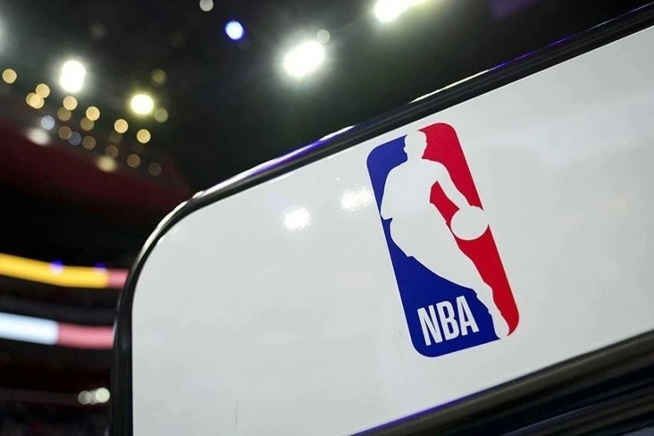NBA Klippers və Kavay Leonard barəsində maaş həddini aşma iddiaları ilə bağlı araşdırmaya başlayıb