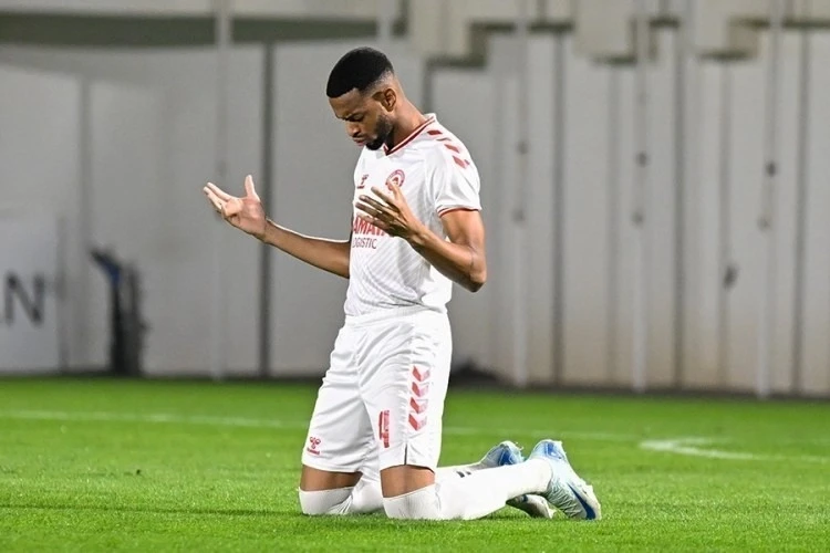 Igor Ribeiro önümüzdeki hafta Neftçide antrenmanlara başlayacak;