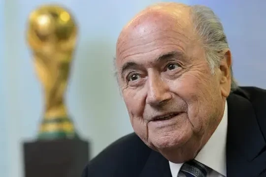 Blatter FİFA-nı somalili hakimin ABŞ-a buraxılmamasına görə tənqid edib