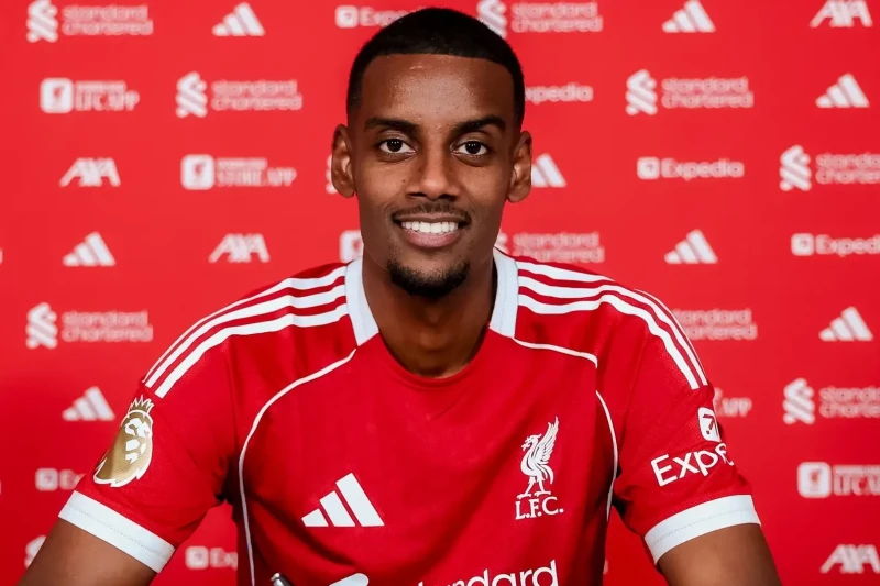 Aleksandr Isak Liverpooldaki İlk Maçına Atletico Madride Karşı Çıkacak