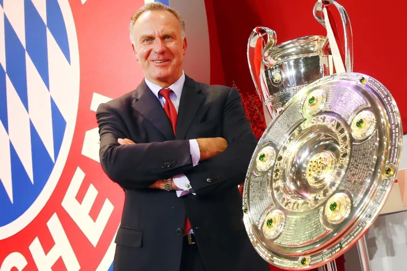 Karl-Haynts Rummenigge PSJ ilə cavab oyunu öncəsi komandasının üç müşketyor kimi mübarizə apardığını deyib