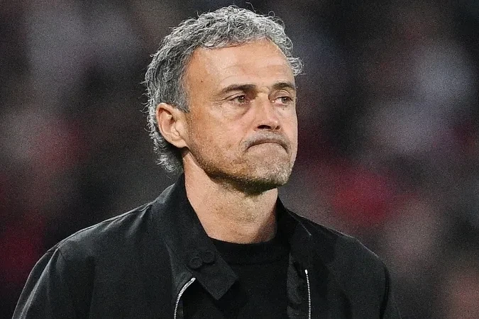 Luis Enrique undergoes surgery after cycling accident